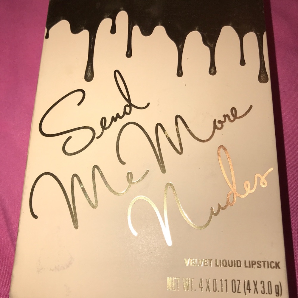 KYLIE SEND ME MORE NUDES VELVET LIP SET